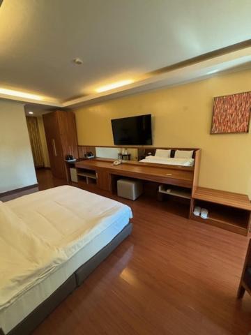 Interpark Hotel Olongapo Extérieur photo